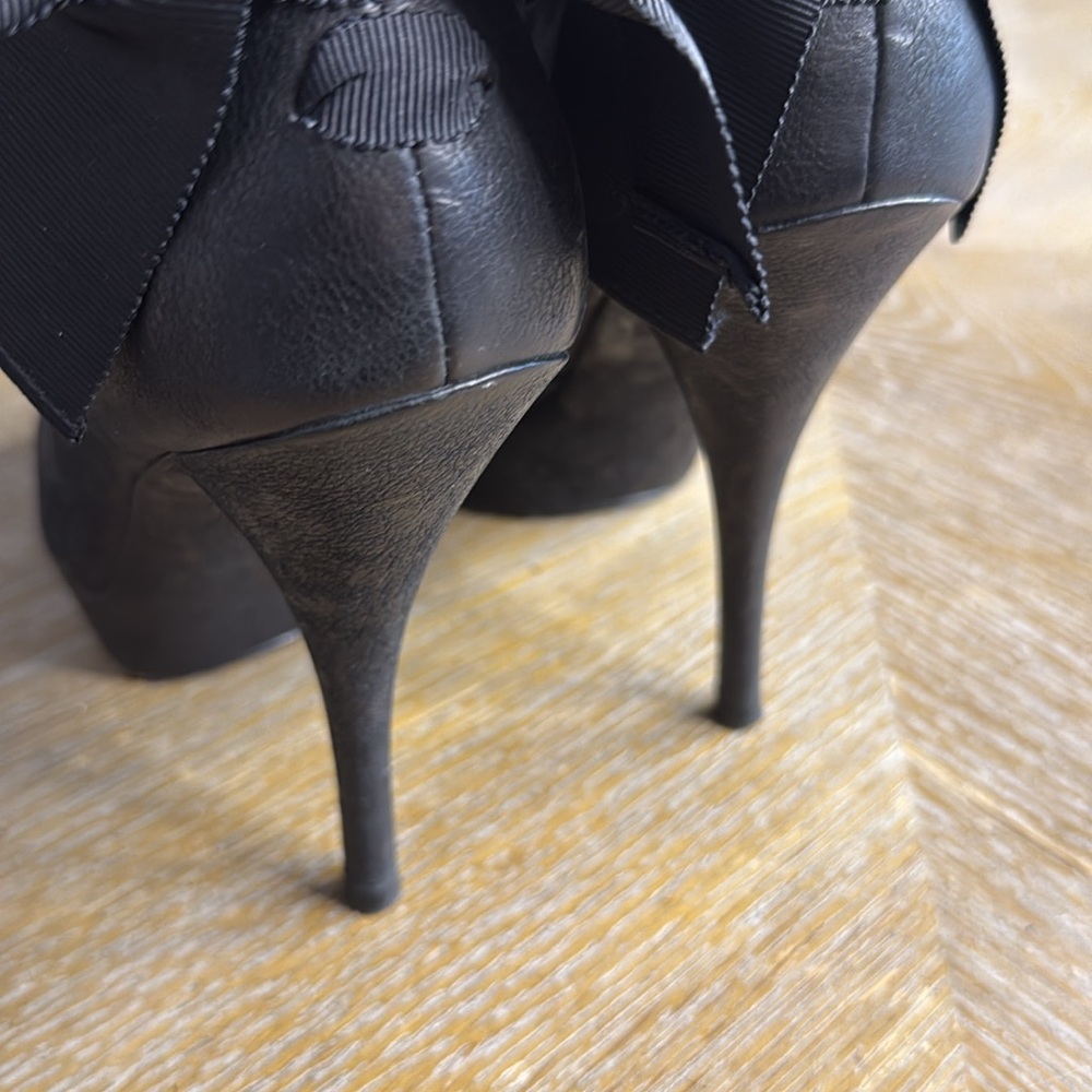 VERA WANG Footwear Black 'Royce' Heel Booties 7.5 - Picture 14 of 16